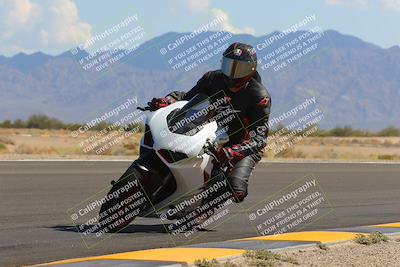 media/Oct-03-2022-Moto Forza (Mon) [[5f077a3730]]/Beginner Group/Session 3 (Turn 15 Inside)/